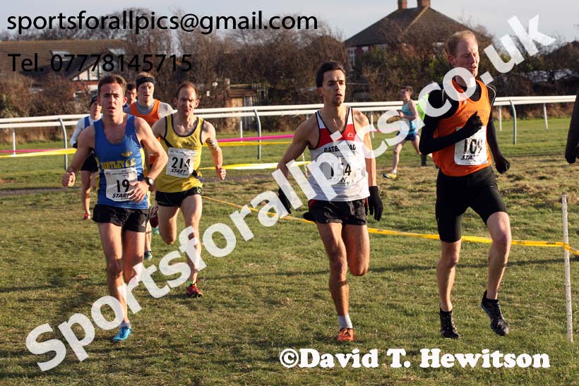 Senior mens North Eastern Cross Country, Redcar. Photo:  David T. Hewitson/Sports for All Pics
